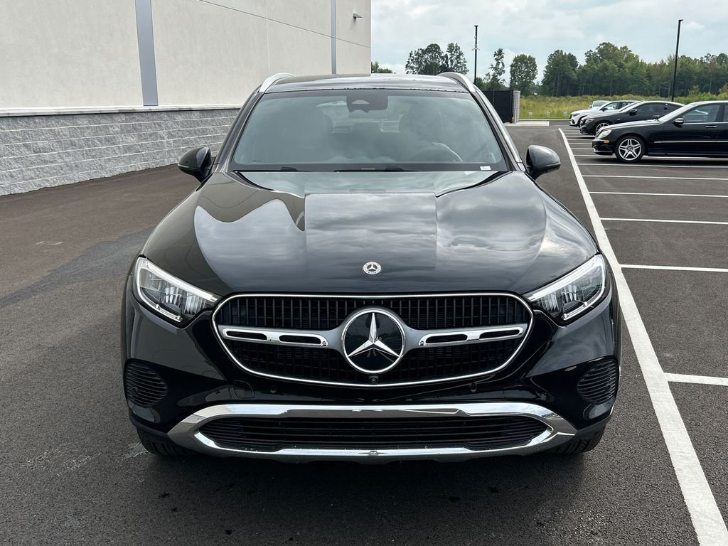 New 2026 Black Mercedes-Benz GLC 300 image 3
