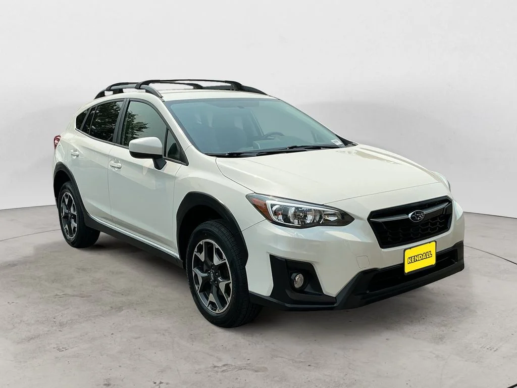 Used 2019 White Subaru 2.0i Premium image 3