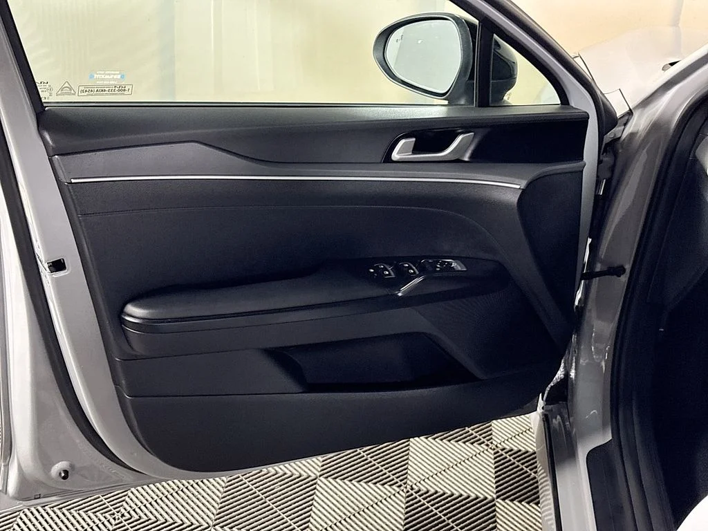 Used 2023 Gray Kia GT-Line image 10