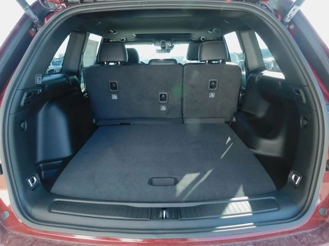 New 2026 Red Jeep Altitude image 31