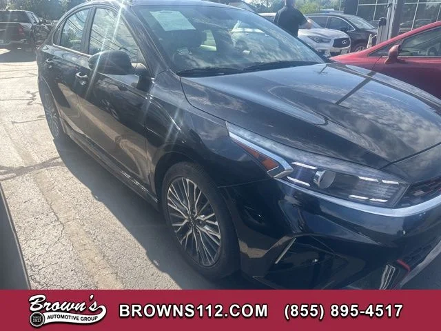 2023 Kia Forte GT-Line AT's photo
