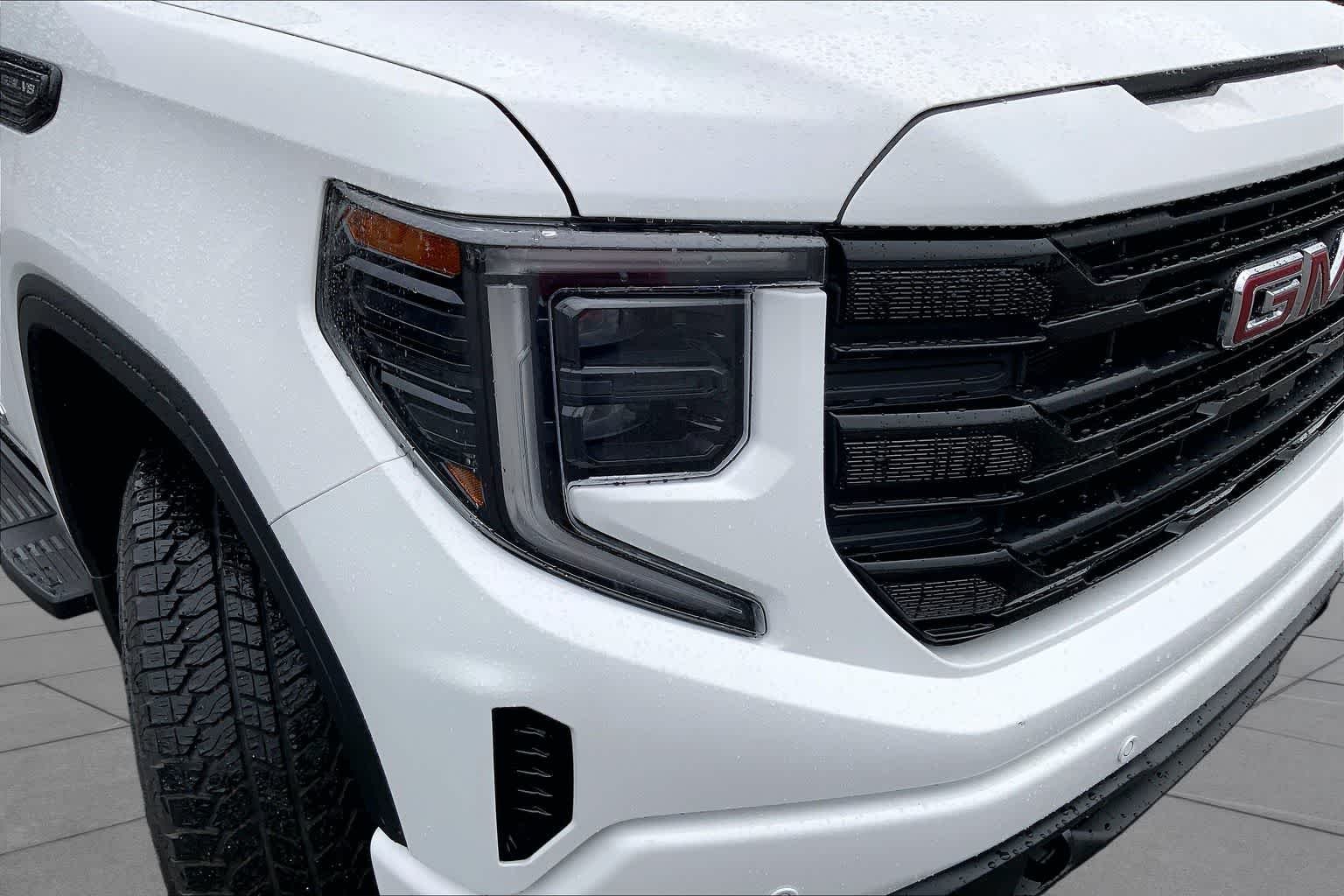 2026 GMC Sierra 1500 Elevation - Photo 13