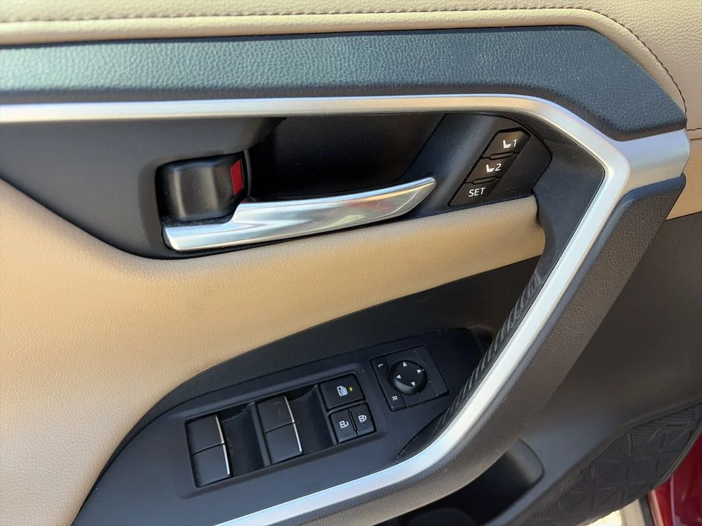 Used 2020 Red Toyota Limited image 18