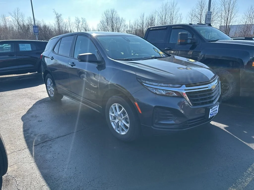 2022 Chevrolet Equinox LS