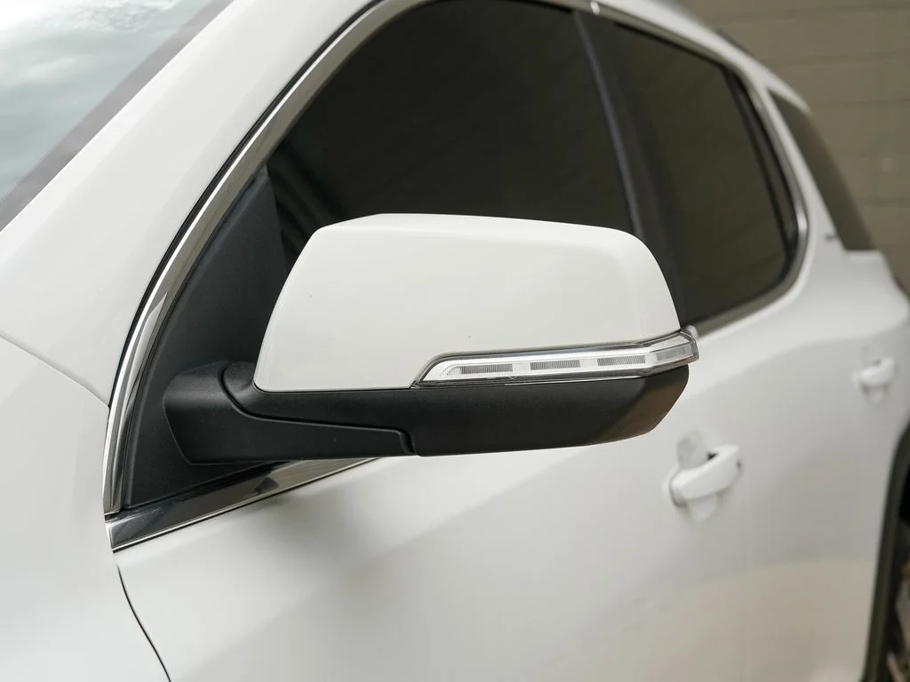 Used 2022 White GMC SLE image 15