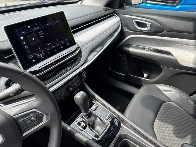Used 2024 Gray Jeep Latitude image 42