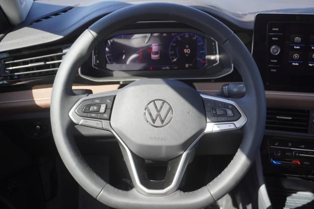 New 2026 Deep Black Pearl Volkswagen SEL image 22