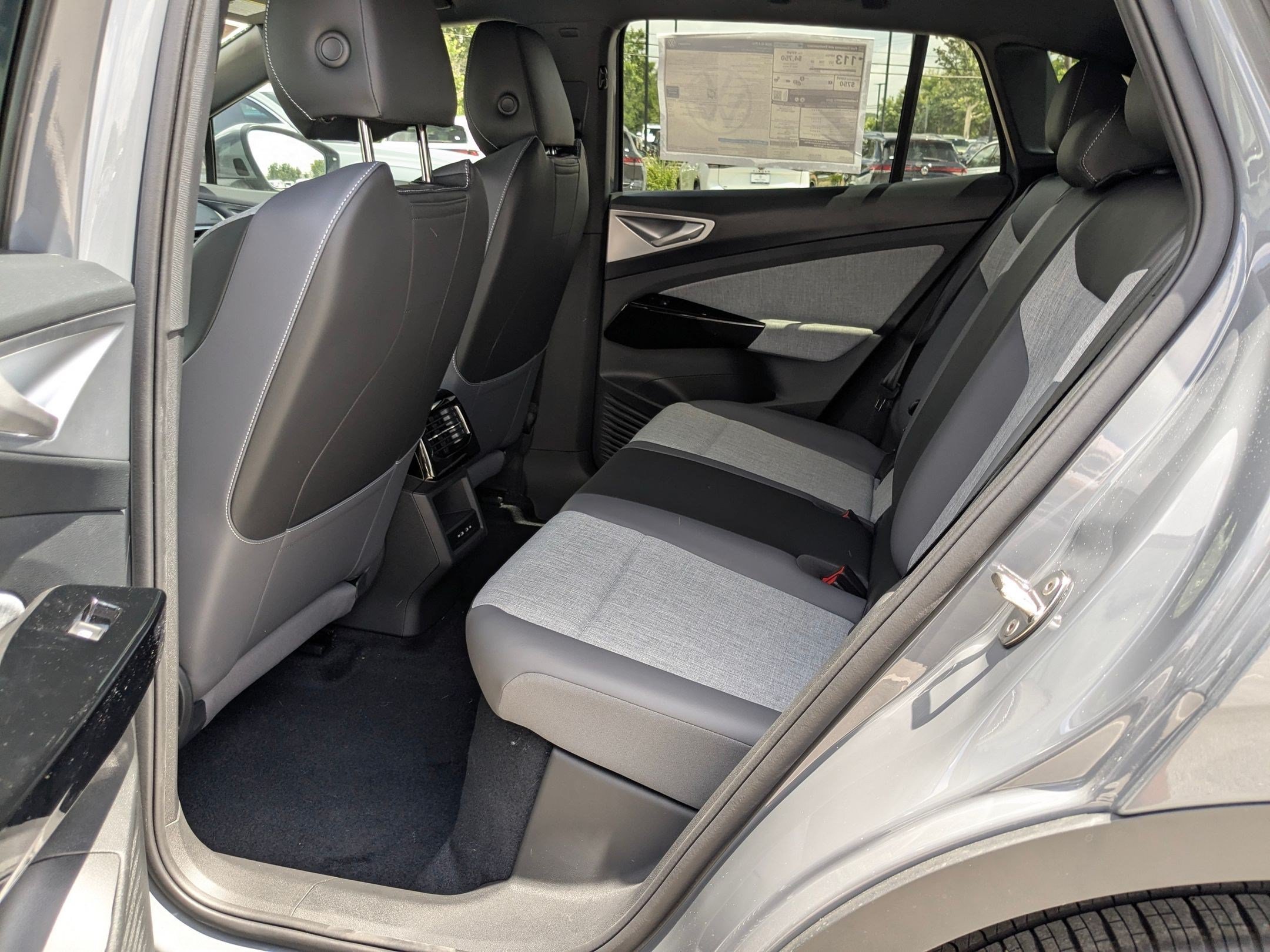 New 2026 Pure Gray Metallic Volkswagen Pro image 15