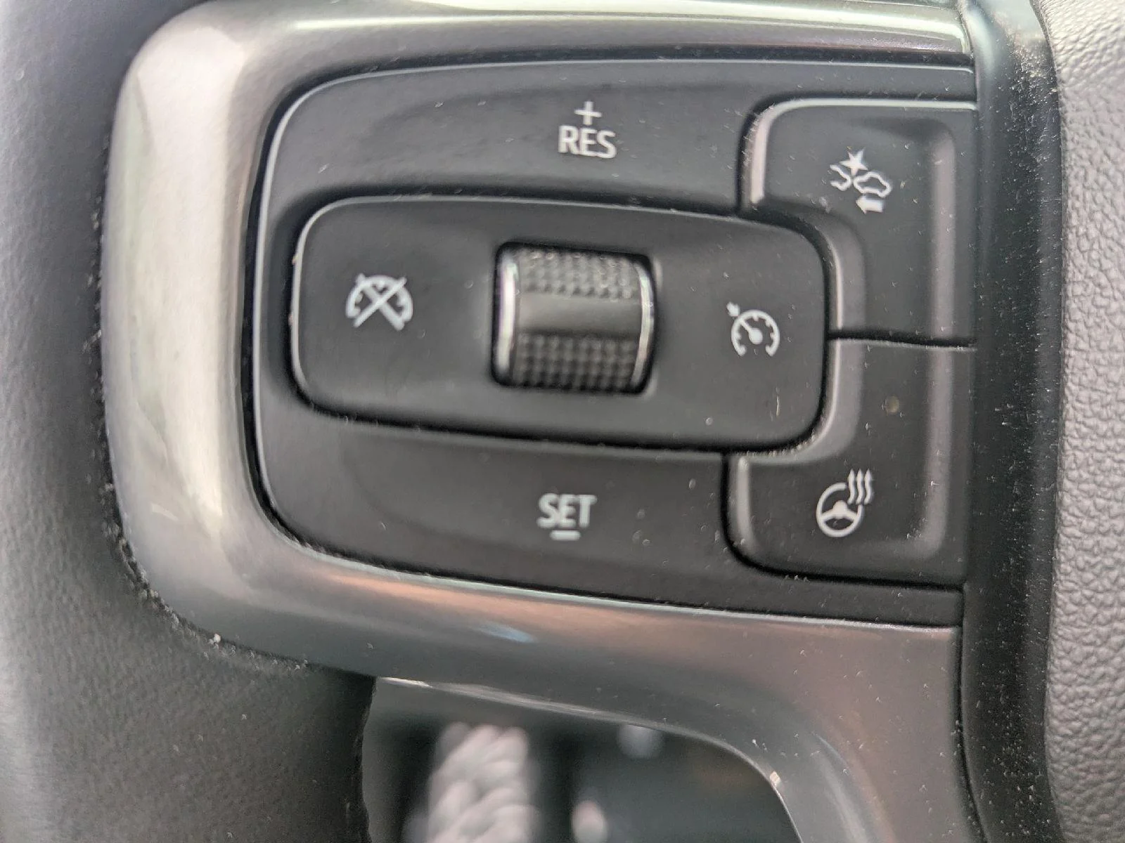 Used 2023 Dark Ash Metallic Chevrolet LT (2FL) image 20