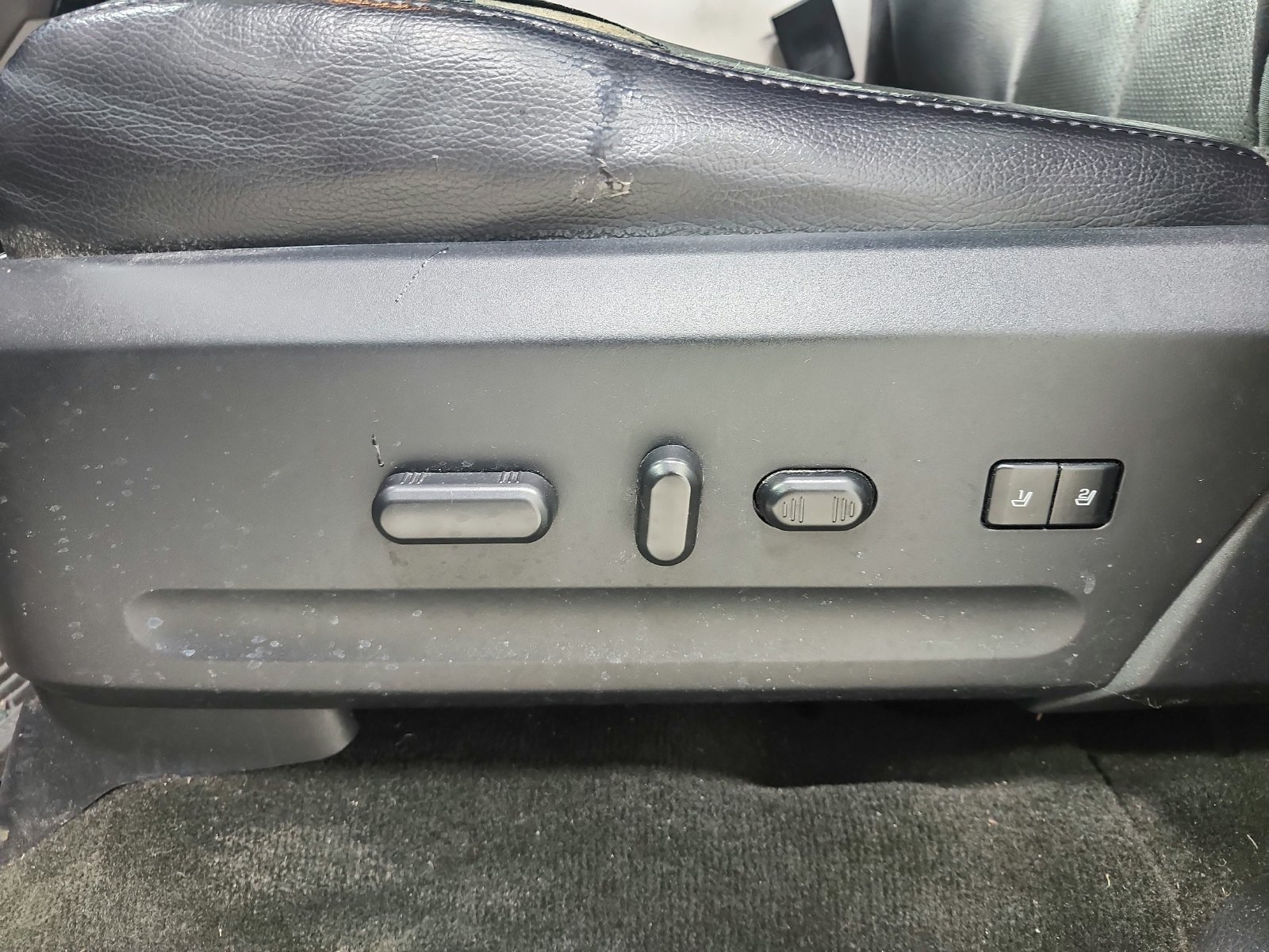 Used 2017 Black Ford Limited image 10