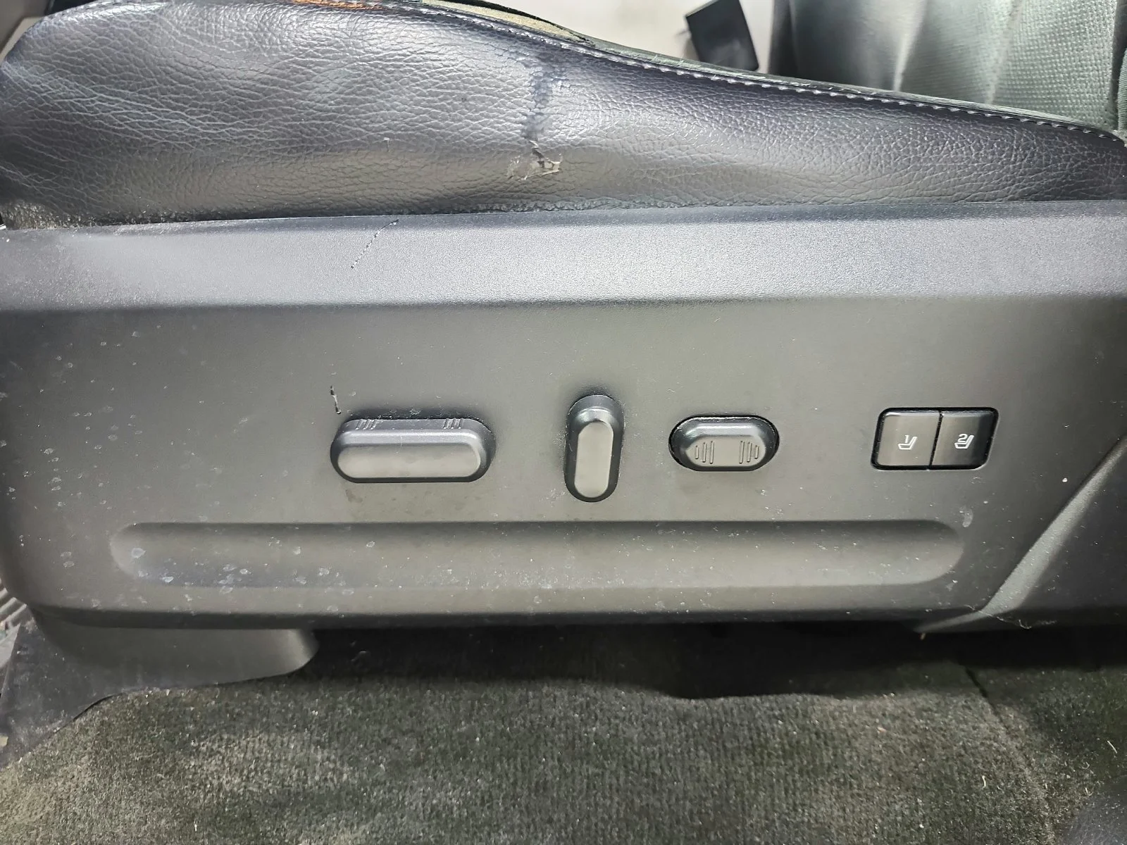 Used 2017 Black Ford Limited image 10