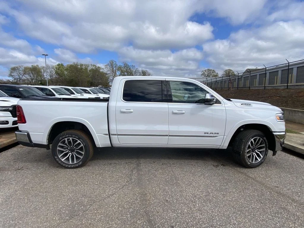 2026 RAM 1500 Limited - Photo 6