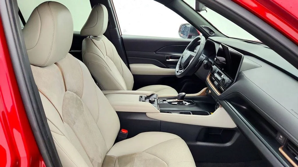 Used 2025 Ruby Flare Pearl Toyota Hybrid MAX Platinum AWD w/ Illuminated Cargo Sill image 24