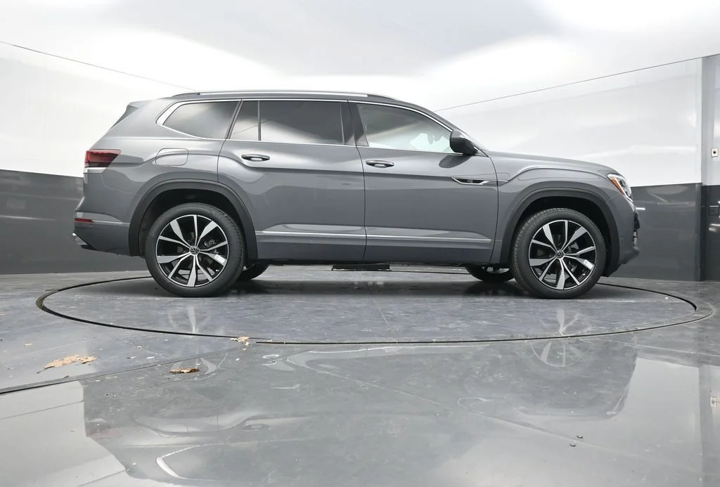 New 2026  Volkswagen 2.0T SEL Premium R-Line image 29