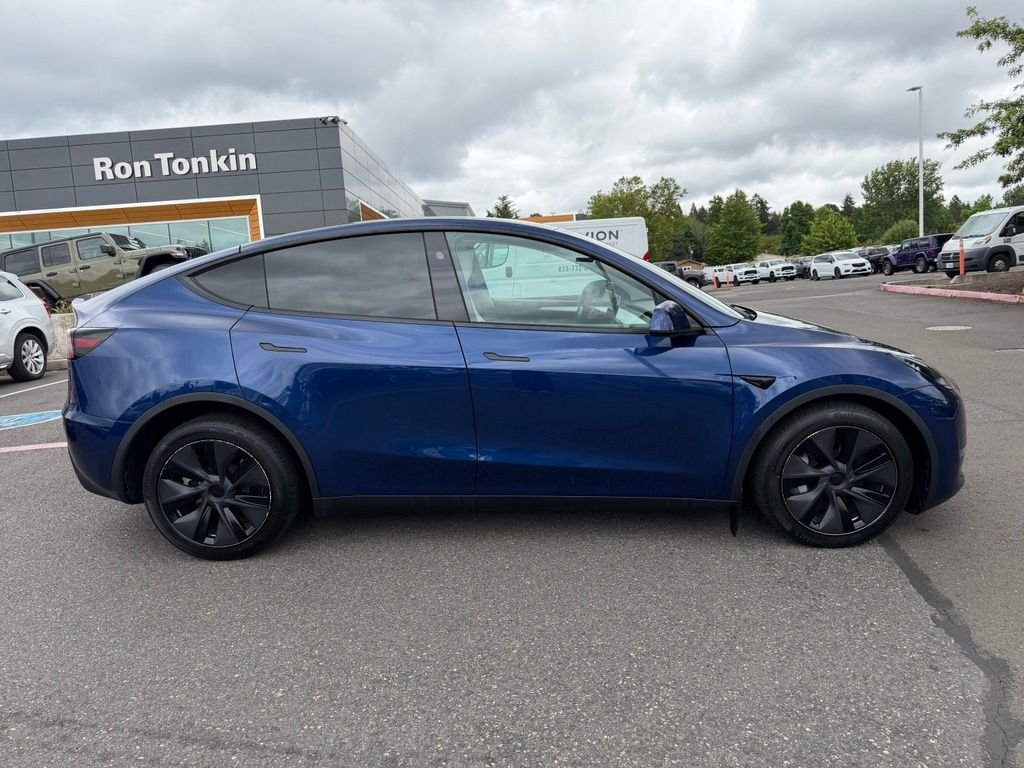 Used 2025 Deep Blue Metallic Tesla Long Range image 7
