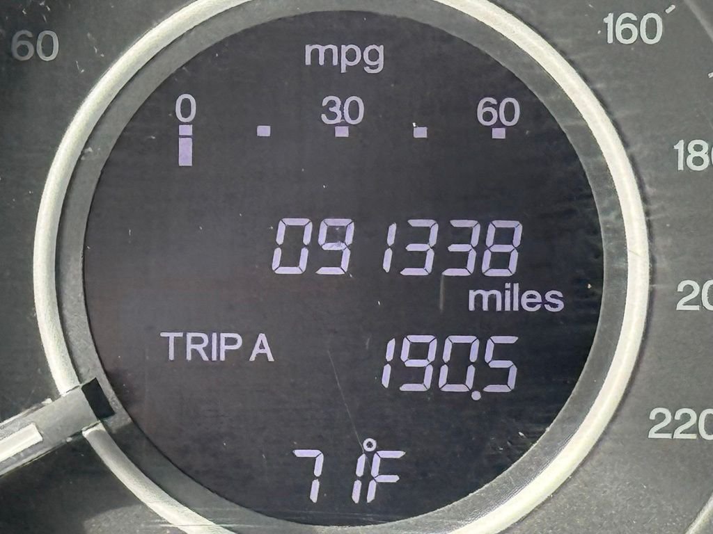 Used 2013  Honda EX-L image 23