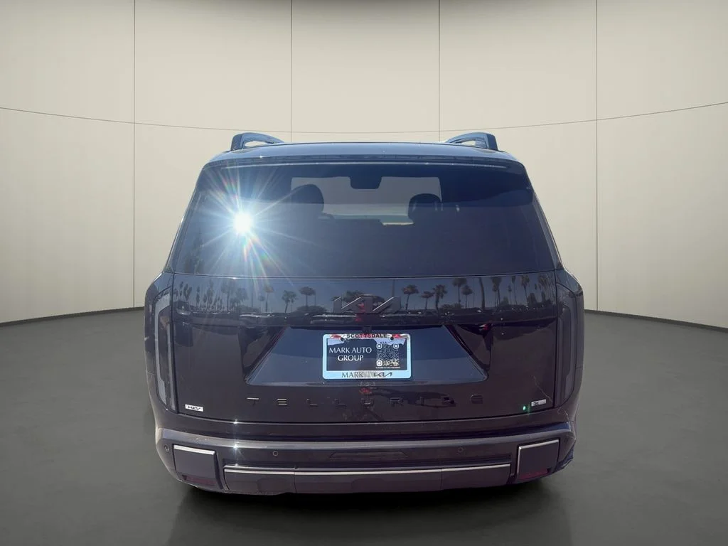 Used 2027 Ebony Black Kia X-Line SX image 6