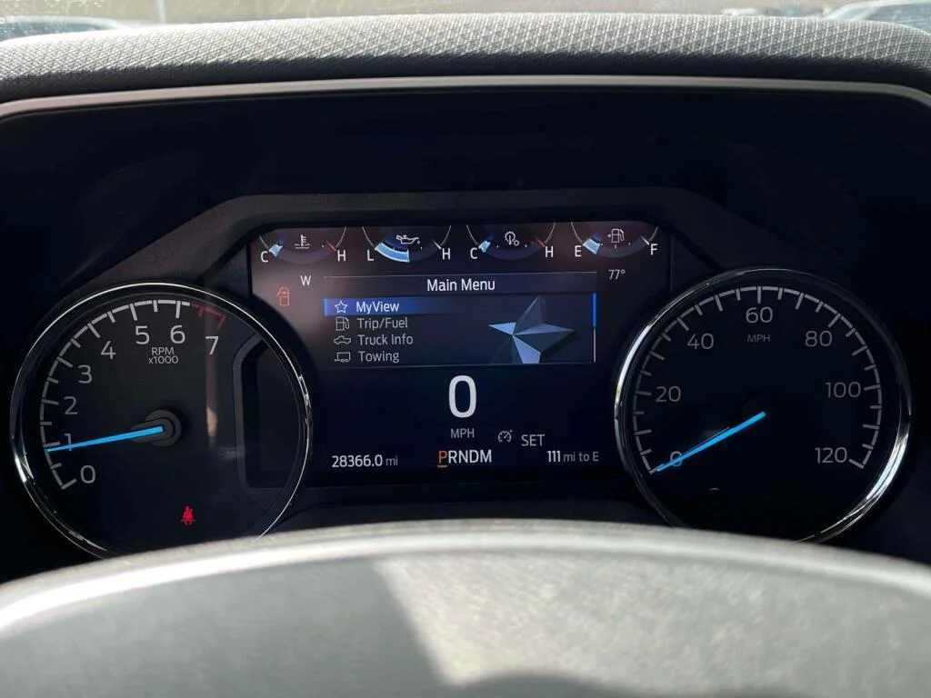Used 2023 Agate Black Metallic Ford XLT image 3