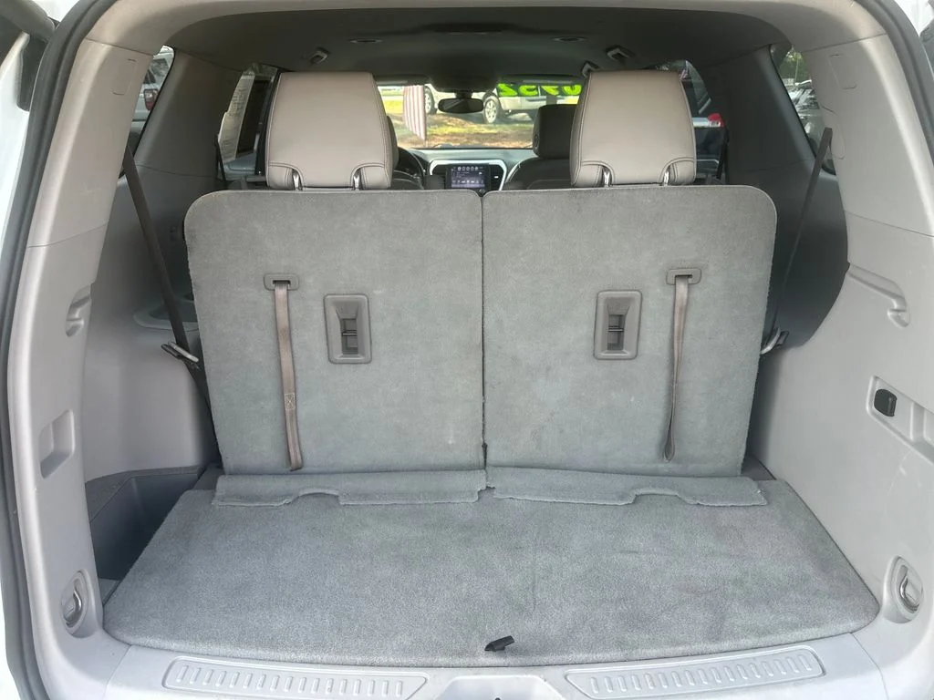 Used 2018 White GMC SLT-1 image 25