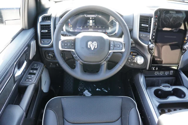 New 2026 Ivory White Tri-Coat Pearl-Coat Exterior Paint RAM Laramie image 14