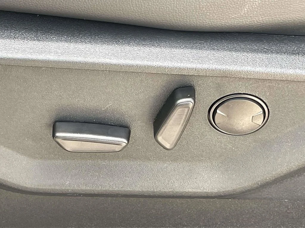 New 2026 Gray Ford Lariat image 14