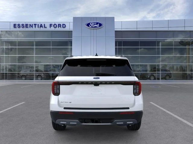 New 2026 Star White Metallic Tri-Coat Ford Active image 5