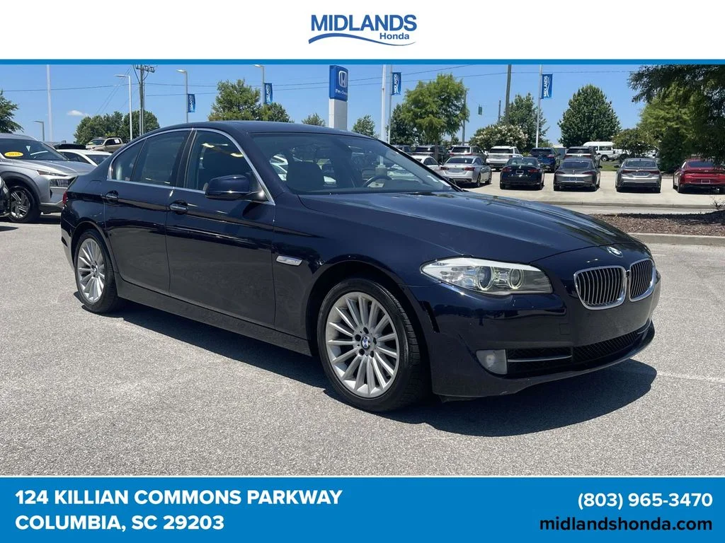 2011 BMW 5 Series 535i Sedan's photo