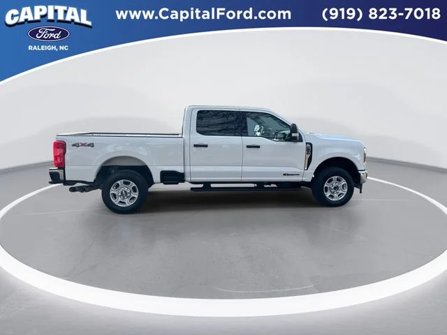 Used 2025 White Ford XLT image 9