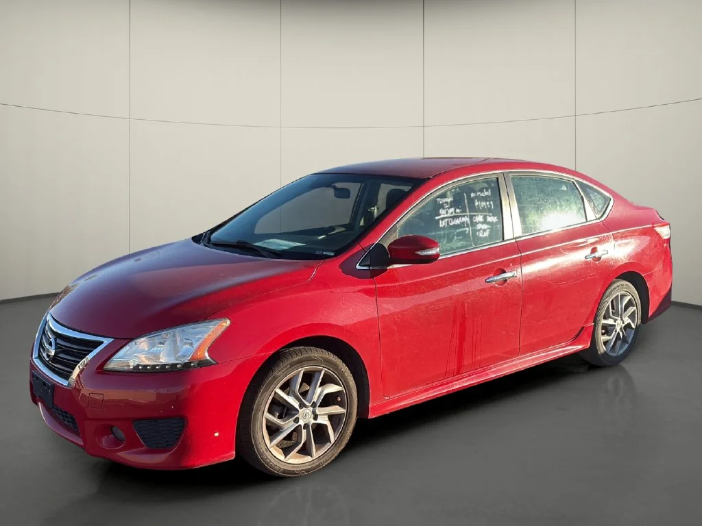 Used 2015 Red Nissan SR image 3