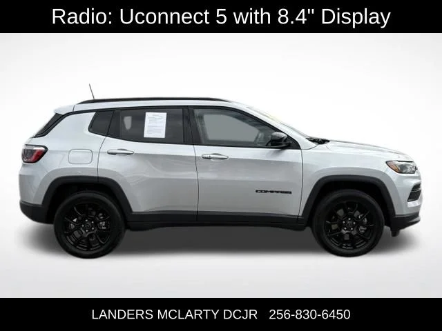 Used 2026 Silver Jeep Latitude image 10