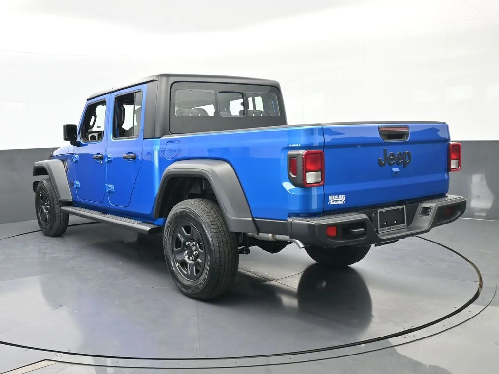 New 2026 Hydro Blue Pearl-Coat Exterior Paint Jeep Sport image 4