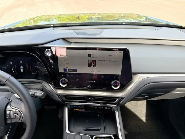 New 2026 Caviar Lexus PREMIUM AWD image 20
