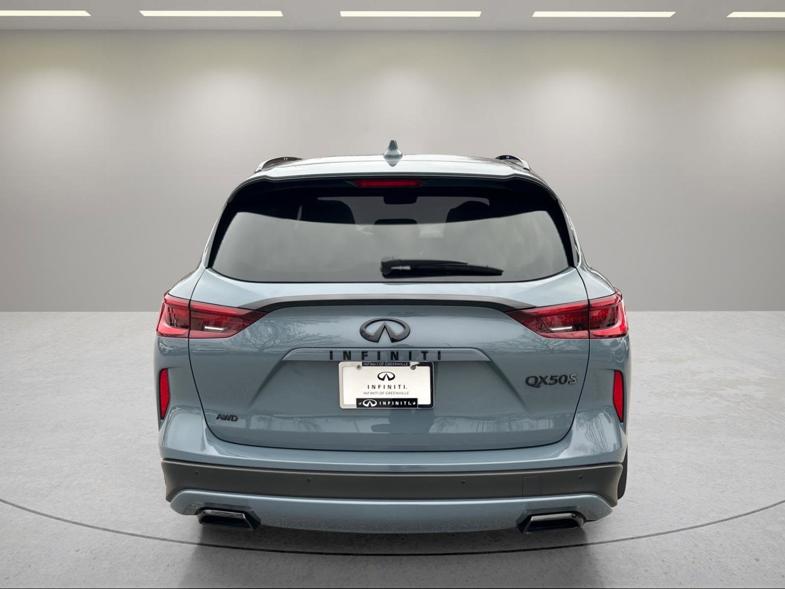 Used 2025 Slate Gray INFINITI SPORT image 4
