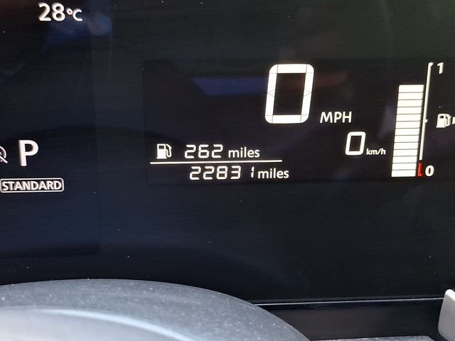 Used 2025 Brown Nissan SV image 16