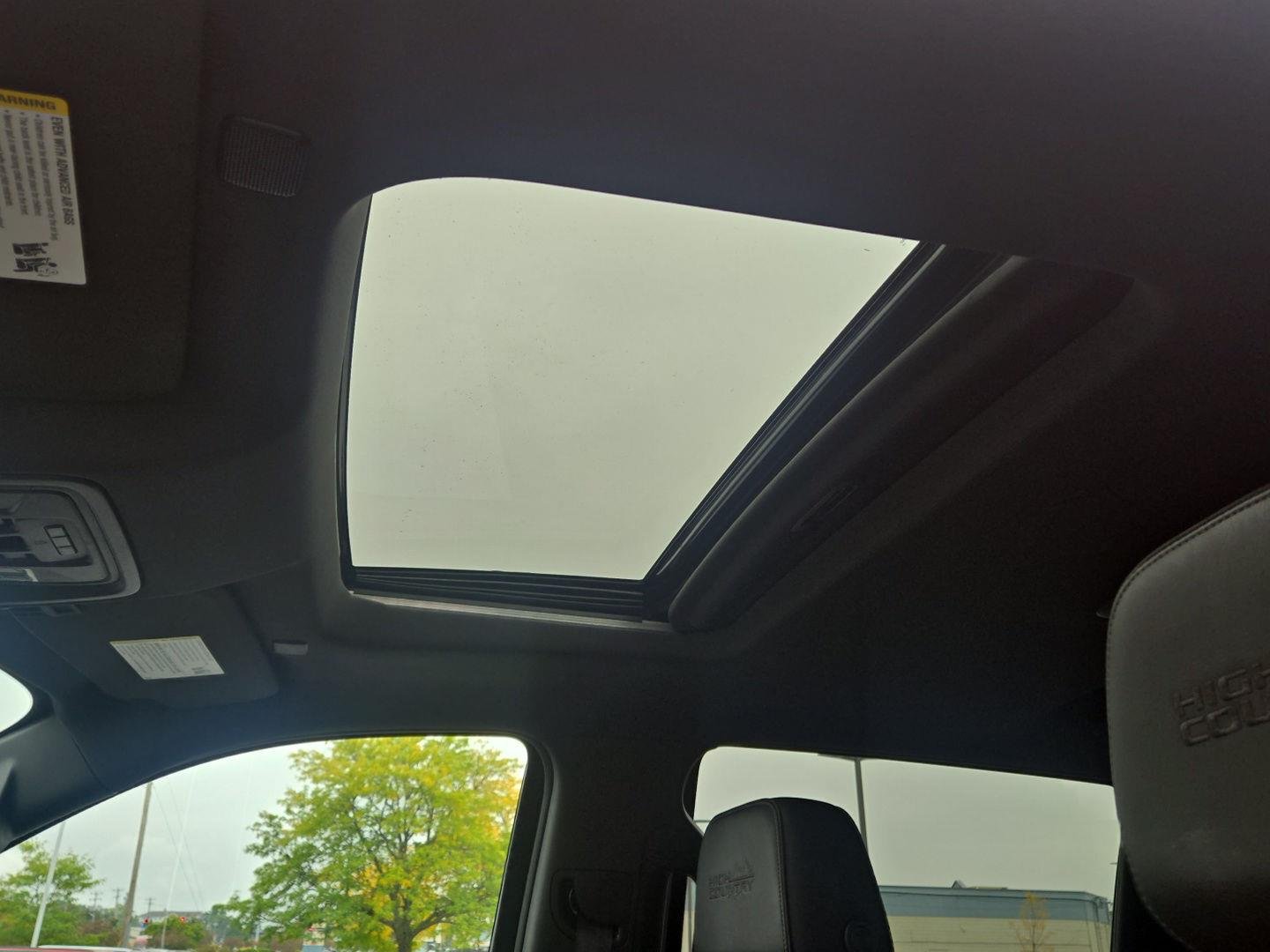 Used 2019 Northsky Blue Metallic Chevrolet High Country image 5