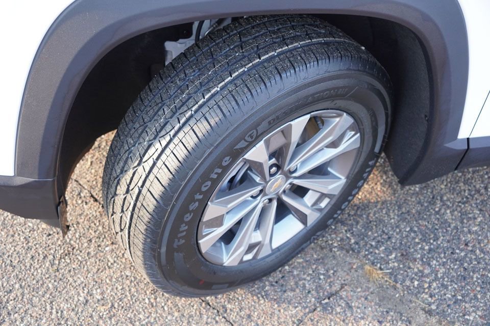 2026 Chevrolet Equinox LT - Photo 9