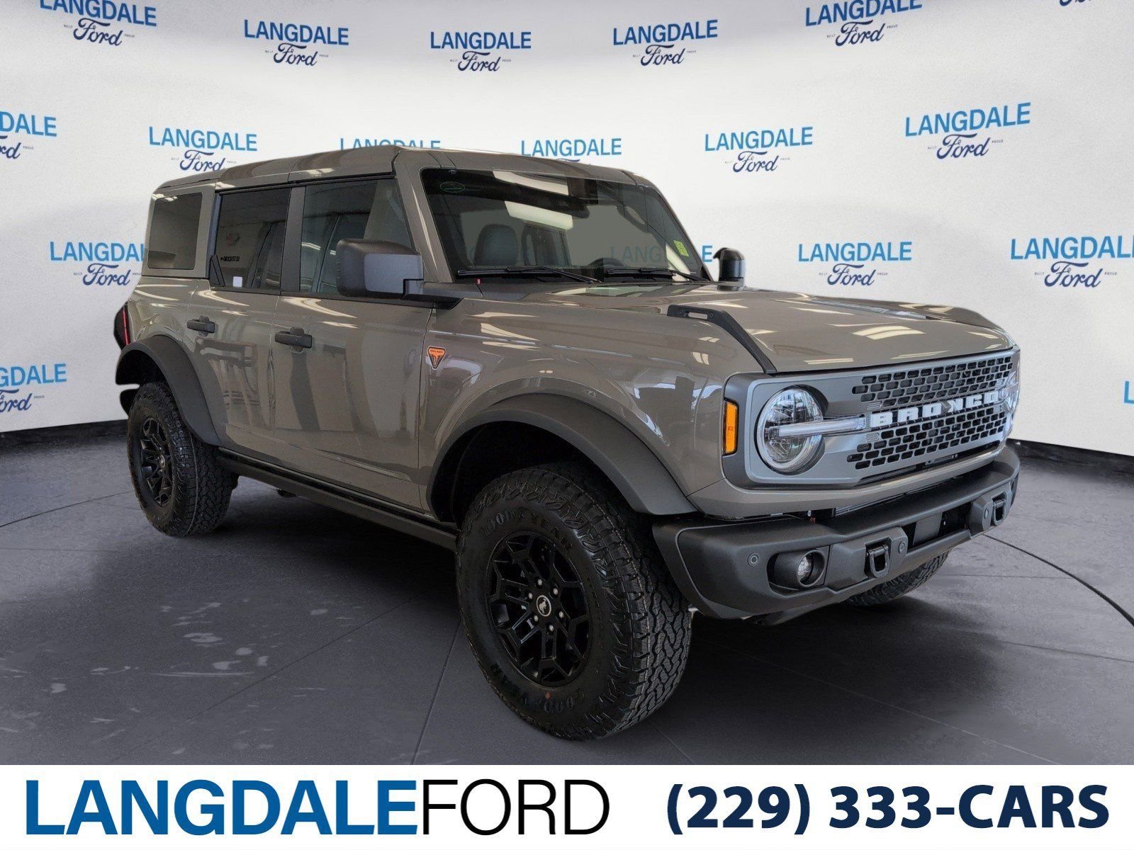New 2026 Marsh Gray Ford Badlands image 1