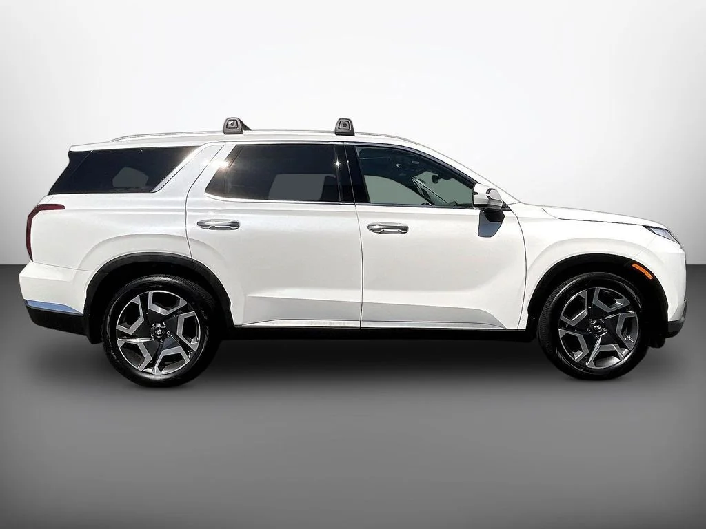 Used 2023 White Hyundai Limited image 8