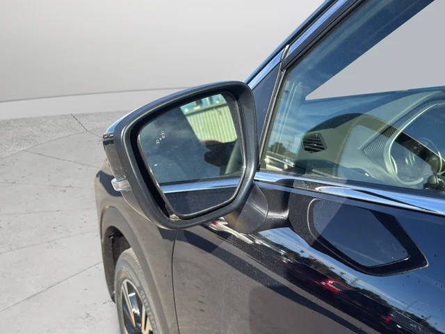New 2026 Black Mitsubishi SEL image 31