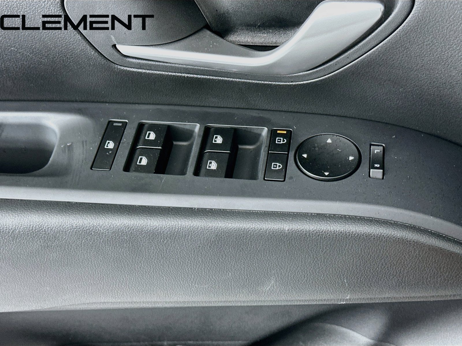 Certified Used 2025 White Hyundai SEL image 25