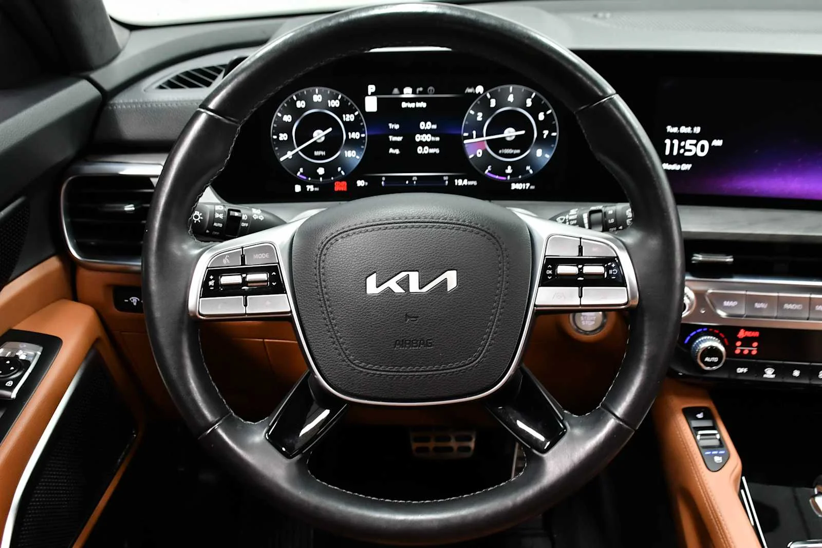 Used 2023 Wolf Gray Kia SX Prestige X-Line image 17