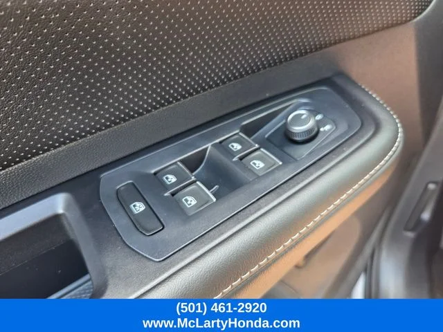 2025 Volkswagen Atlas SE w/Tech - Photo 29