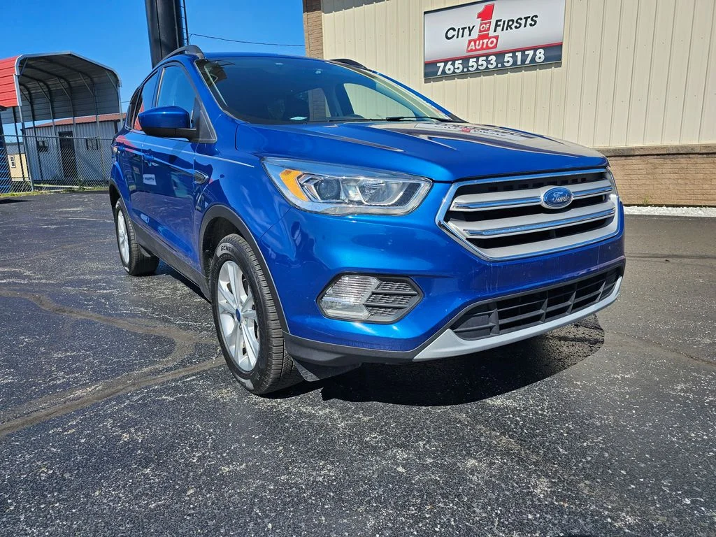 Used 2019 Ford Escape SEL with VIN 1FMCU9HD5KUA61252 for sale in Tipton, IN