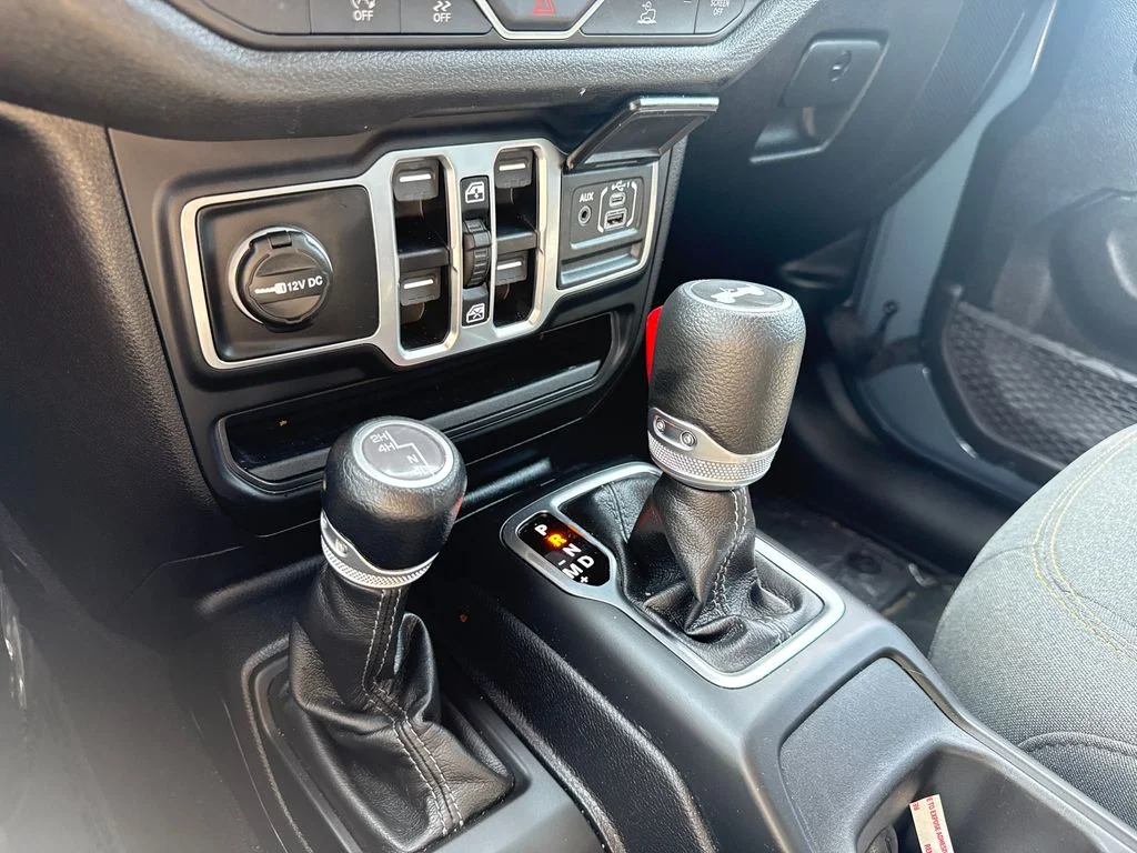 Used 2026 Gray Jeep Sport S image 20