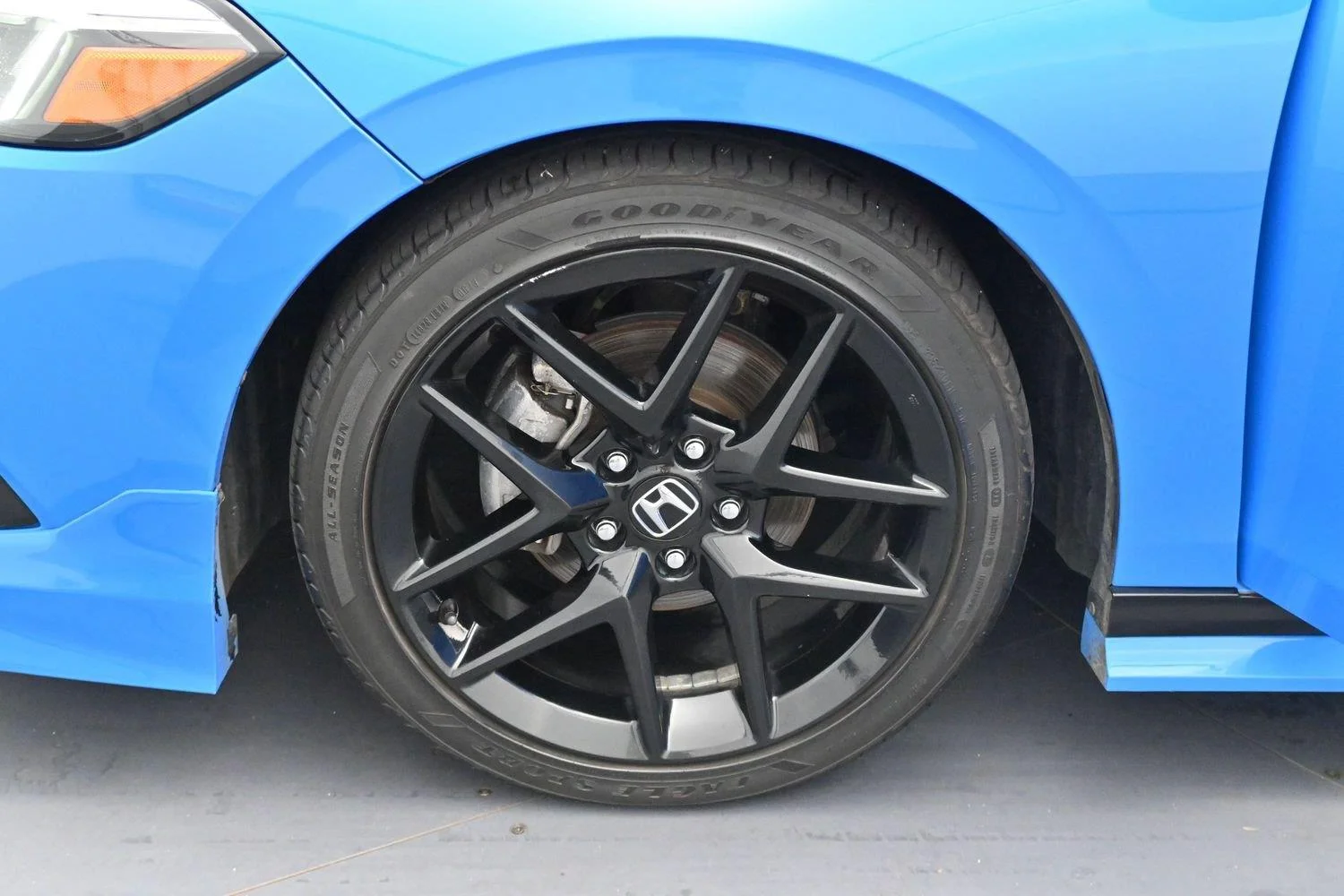 Used 2022 Boost Blue Pearl Honda Sport image 33
