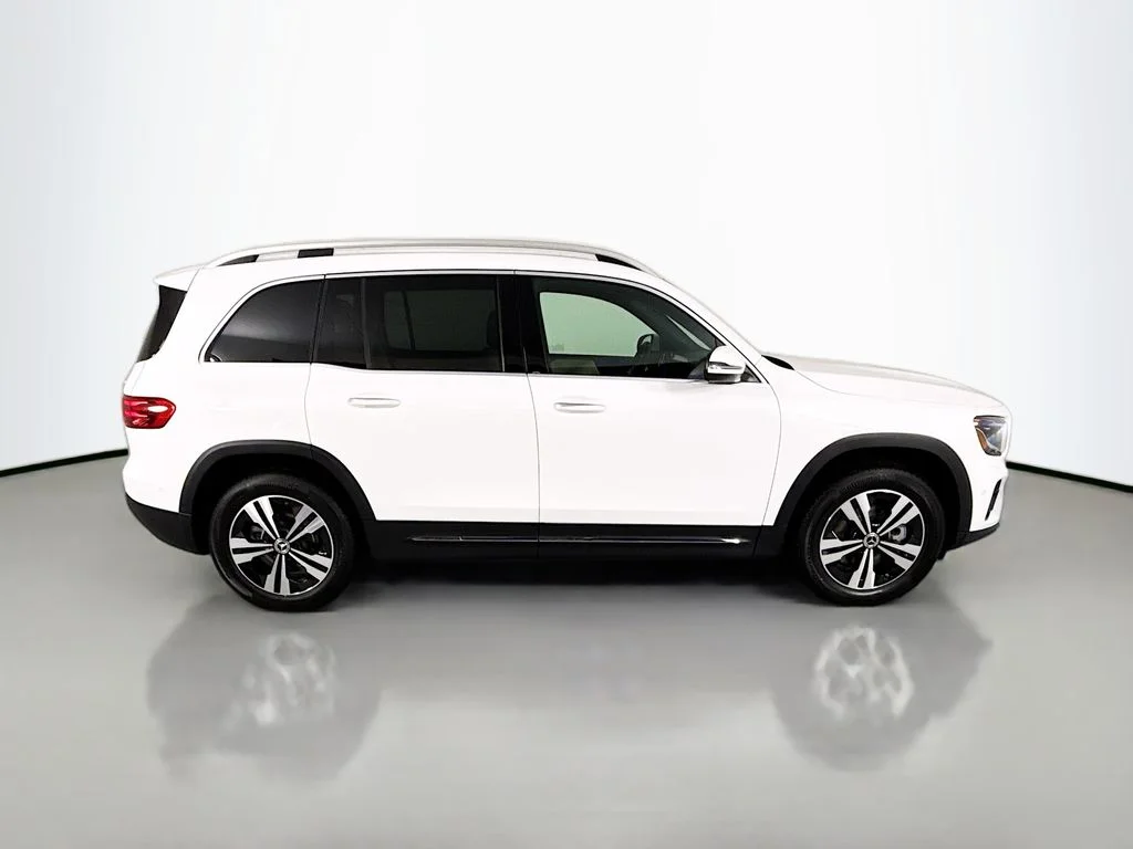 2025 Mercedes-Benz GLB Base - Photo 8