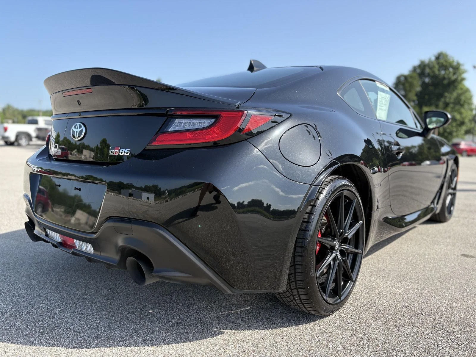 Used 2025 BLACK                     TOYOTA PREMIUM MANUAL image 18