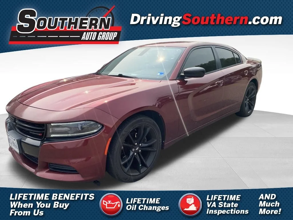 Used 2018 Red Dodge SXT image 1