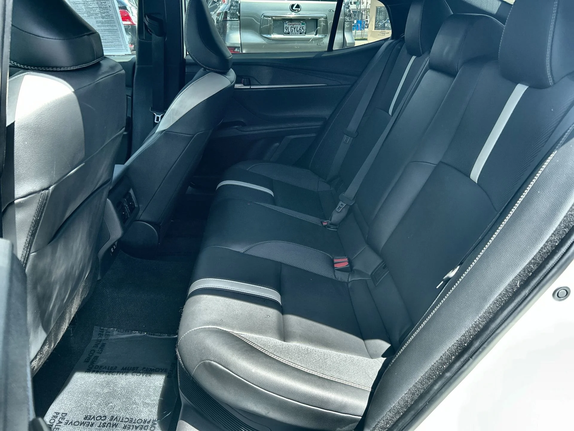 Used 2025 Ice Cap Toyota SE image 23