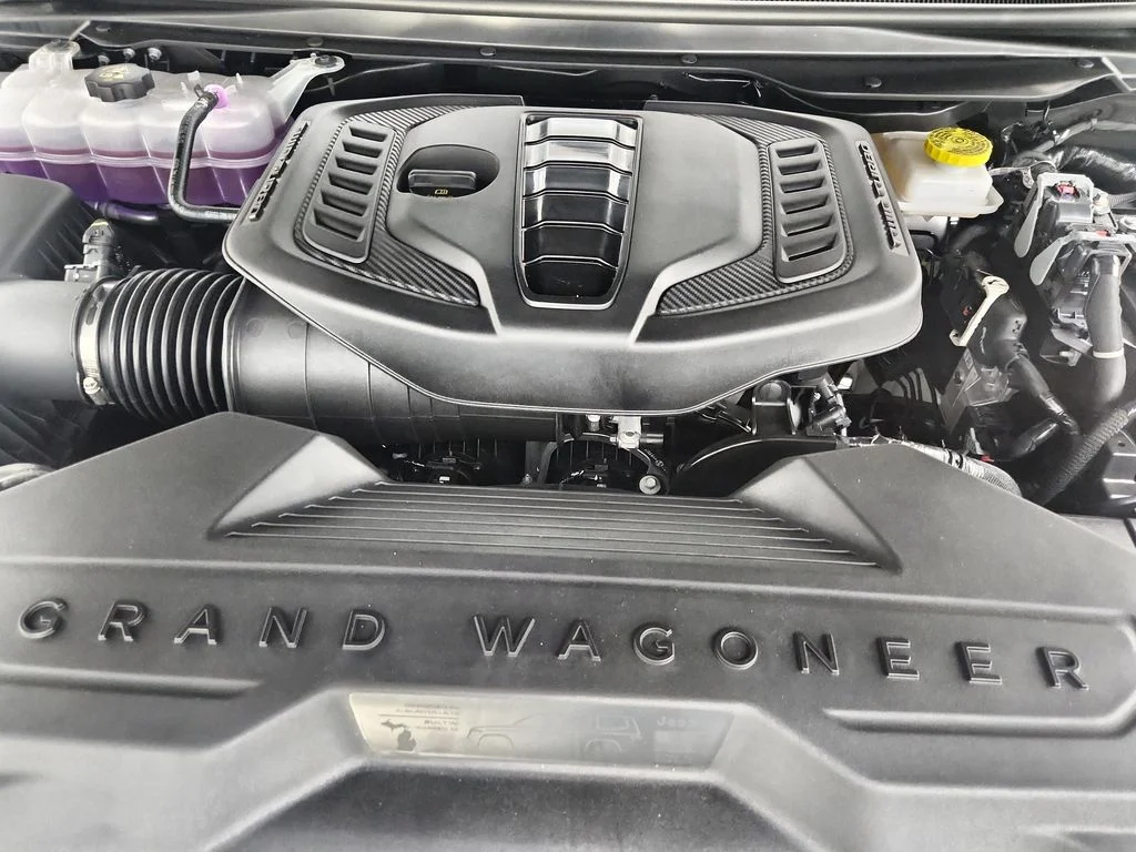 New 2026 Fathom Blue Pearl-Coat Exterior Paint (Late Availability) Jeep Summit Reserve image 35